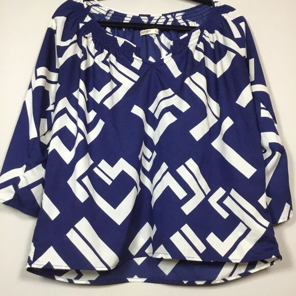 Royal blue and white geometry  floaty top with keyhole semi sheer wide sleeve M - Picture 3 of 6